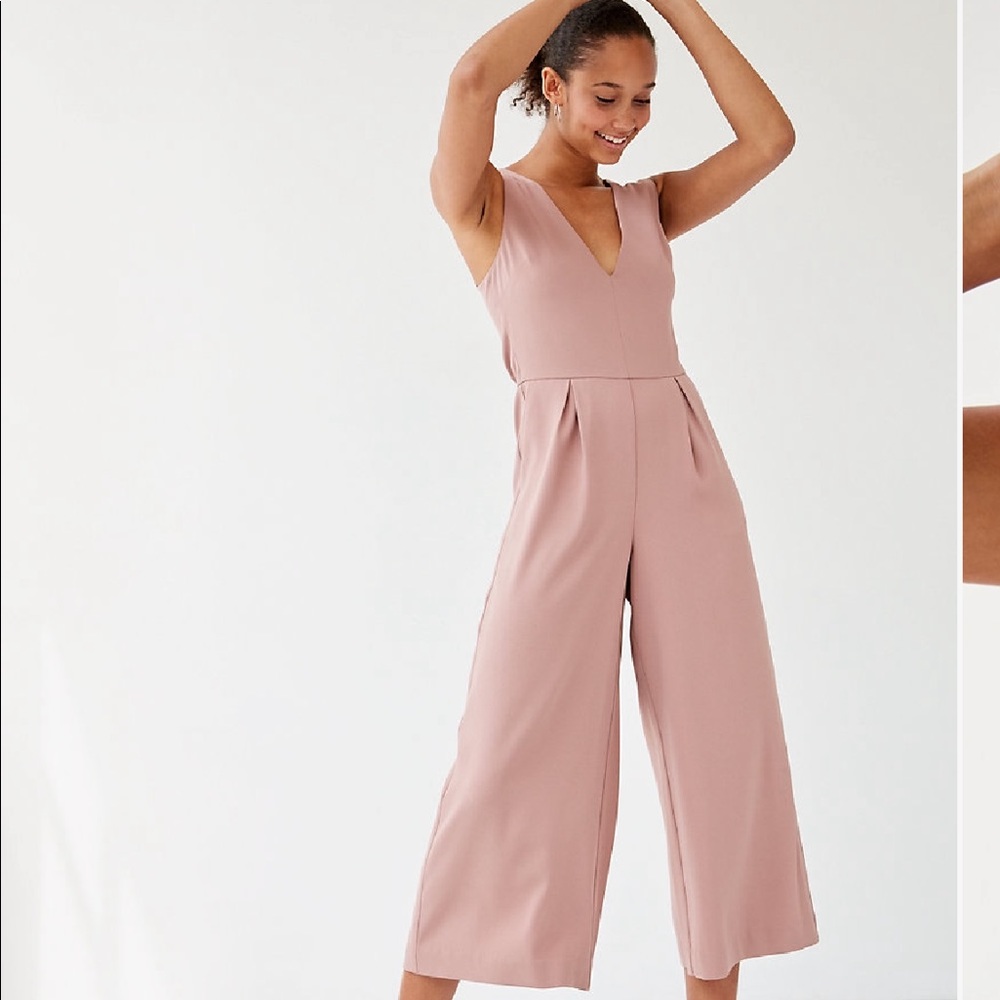 Aritzia jumpsuit sz 0
